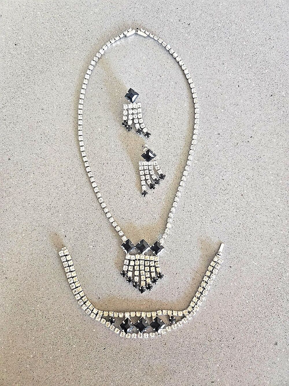 Vintage 1950s Black Clear Rhinestone Parure Necklace Bracelet Earrings Set